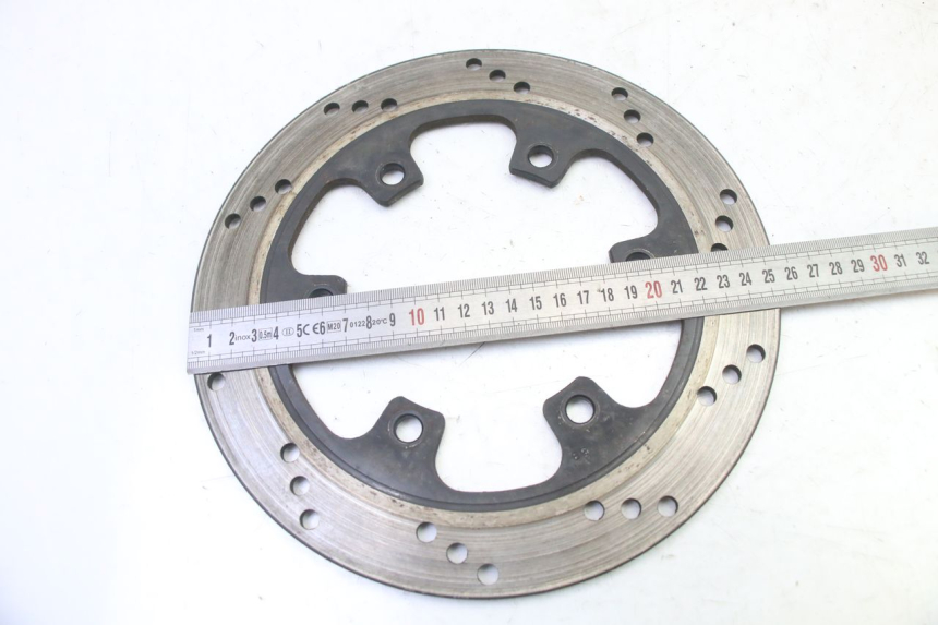 photo de REAR BRAKE DISC TRIUMPH SPRINT 900 (1995 - 1998) - Zoom on usage condition