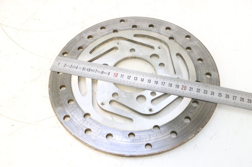 photo de REAR BRAKE DISC CAN-AM SPYDER RS 1000 (2008 - 2012) - Alternative perspective