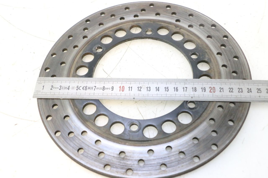 photo de REAR BRAKE DISC YAMAHA TDM ABS 900 (2002 - 2014) - Fixing points details