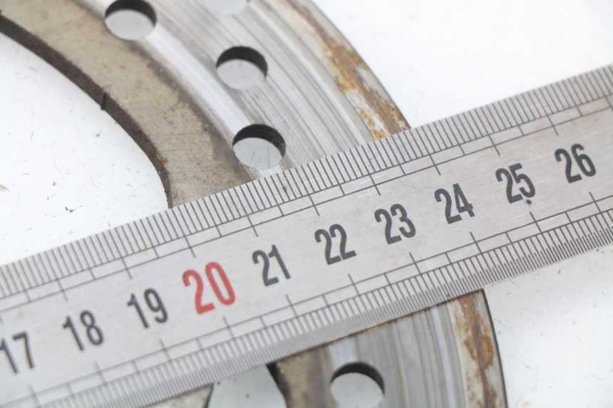 photo de REAR BRAKE DISC YAMAHA X-MAX XMAX 125 (2010 - 2013) - Zoom on usage condition