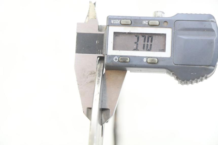 photo de REAR BRAKE DISC PIAGGIO X9 125 (2000 - 2003) - Alternative perspective