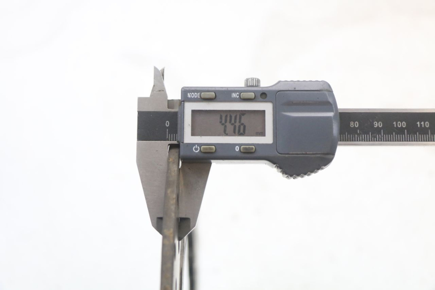 photo de REAR BRAKE DISC YAMAHA XJ6 ABS 600 (2008 - 2016) - Technical close-up