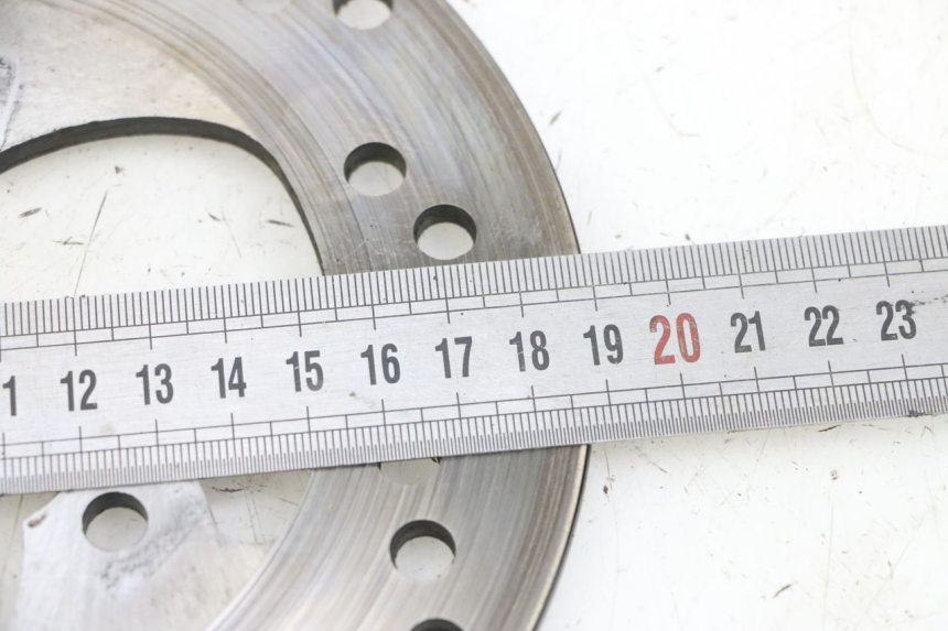 photo de REAR BRAKE DISC YAMAHA YP MAJESTY 125 (2002 - 2006) - Zoom on usage condition