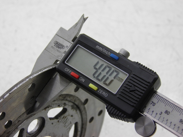 photo de FRONT BRAKE DISC BHM REVENGER 50 (2009 - 2015) - Zoom on usage condition