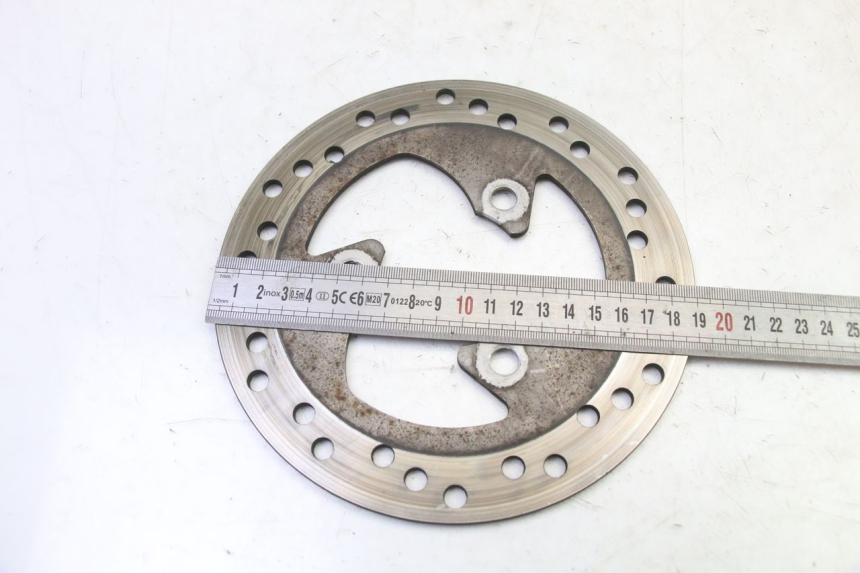 photo de FRONT BRAKE DISC TNT MOTOR BOSTON 4T 50 (2018 - 2025) - Zoom on usage condition