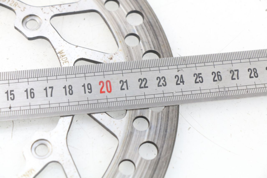 photo de FRONT BRAKE DISC HONDA CRF CR-F 450 (2005 - 2008) - Zoom on usage condition