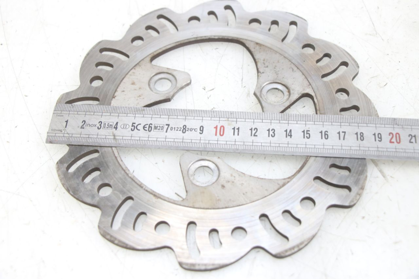 photo de FRONT BRAKE DISC TNT MOTOR FASTINO 4T 50 (2013 - 2019) - Zoom on usage condition