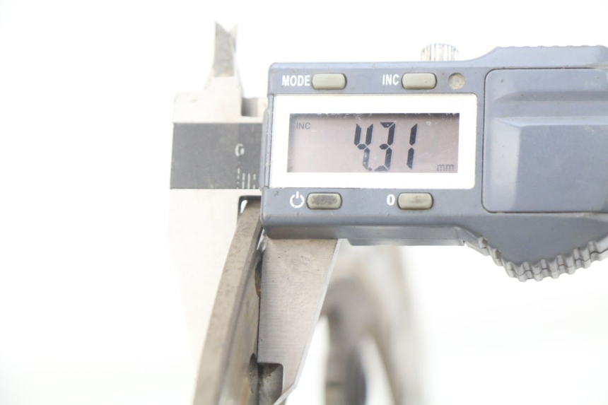 photo de FRONT BRAKE DISC YAMAHA FJR ABS 1300 (2016 - 2020) - Distinctive features