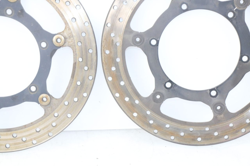 photo de FRONT BRAKE DISC YAMAHA FJR ABS 1300 (2016 - 2020) - Surface and material condition