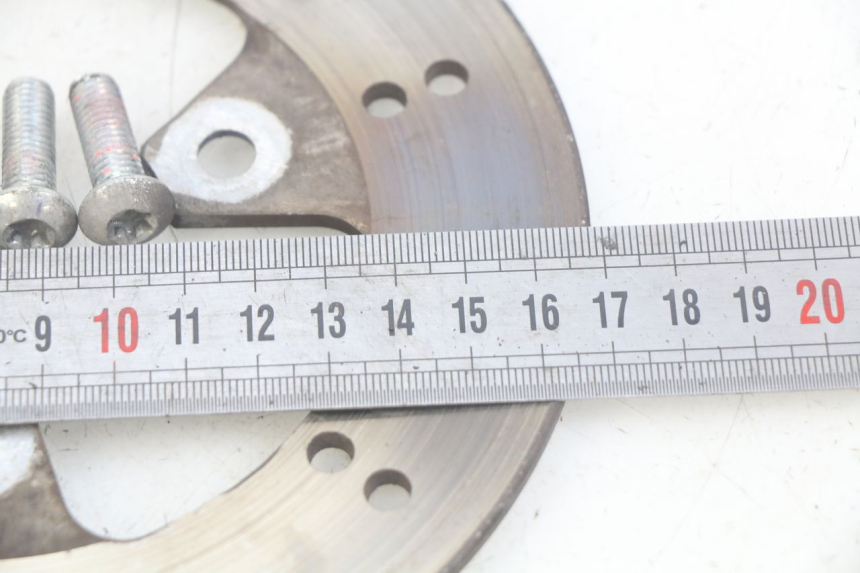 photo de FRONT BRAKE DISC PEUGEOT KISBEE 2T 50 (2010 - 2017) - Alternative perspective