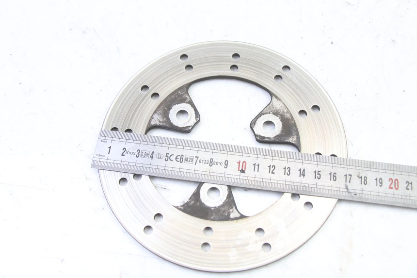 photo de FRONT BRAKE DISC PEUGEOT KISBEE 2T 50 (2018 - 2022) - Zoom on usage condition