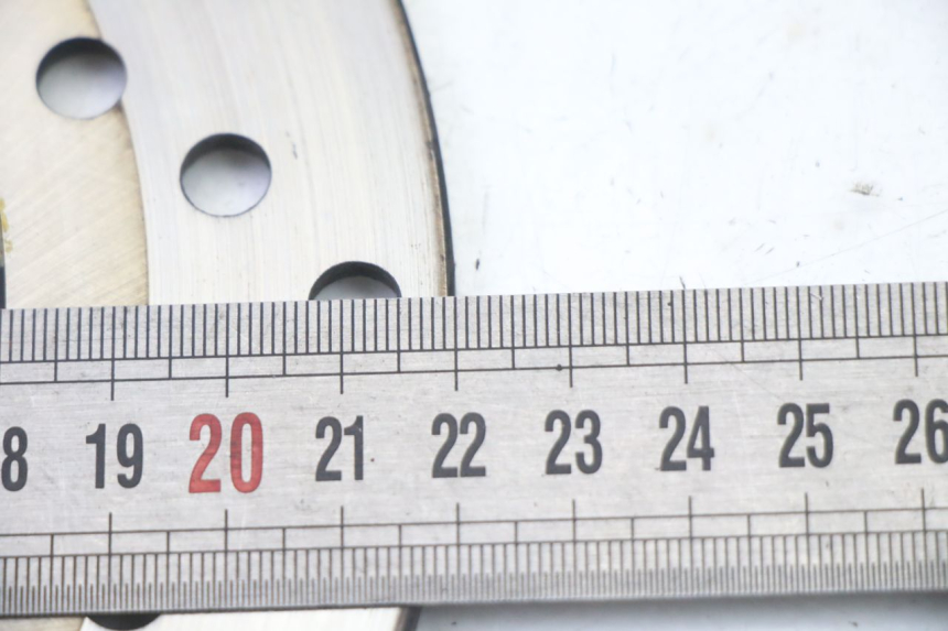 photo de FRONT BRAKE DISC PIAGGIO NEW TYPHOON 50 (2018 - 2021) - Alternative perspective