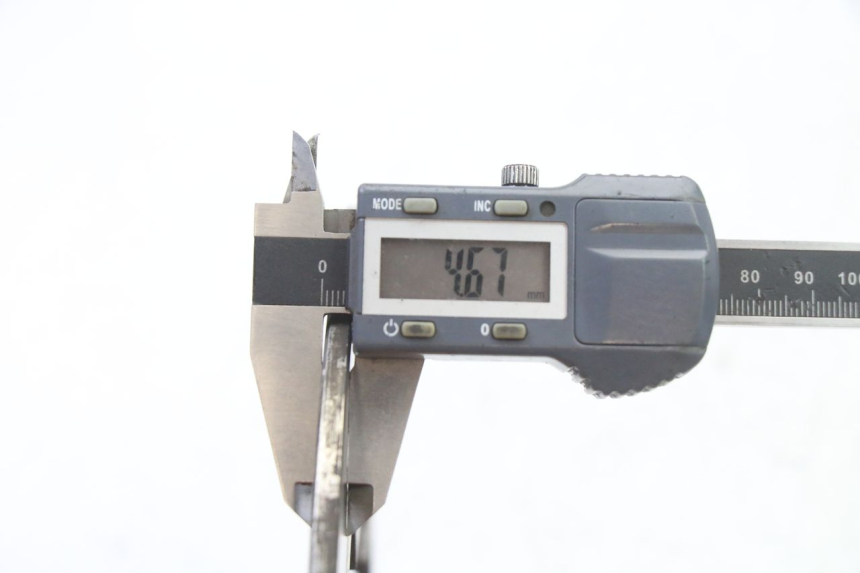 photo de FRONT BRAKE DISC GILERA NEXUS 125 (2009 - 2013) - Fixing points details