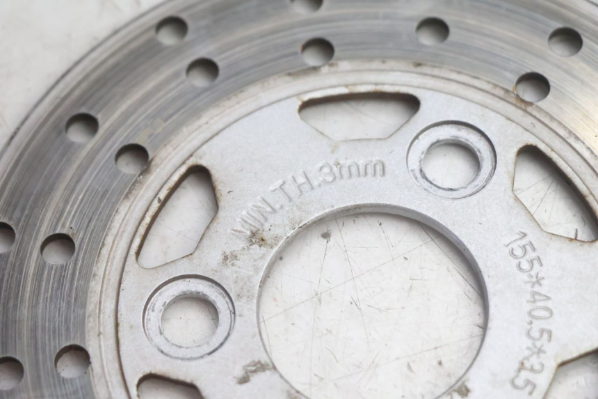 photo de FRONT BRAKE DISC JM MOTORS OLDIES 4T 50 (2020 - 2026) - Technical close-up