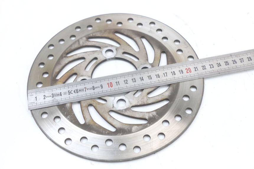 photo de FRONT BRAKE DISC HONDA PCX (JF28) 125 (2009 - 2011) - Zoom on usage condition