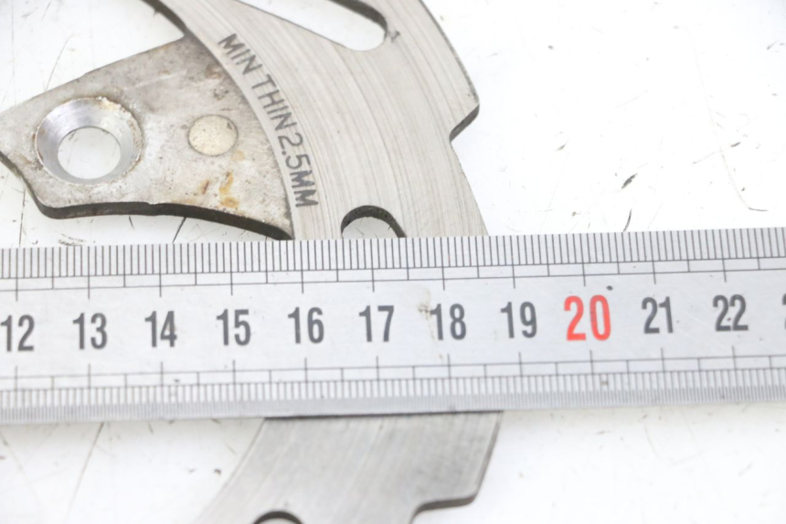 photo de FRONT BRAKE DISC PEUGEOT TKR TREKKER FURIOUS 50 (2005 - 2014) - Zoom on usage condition