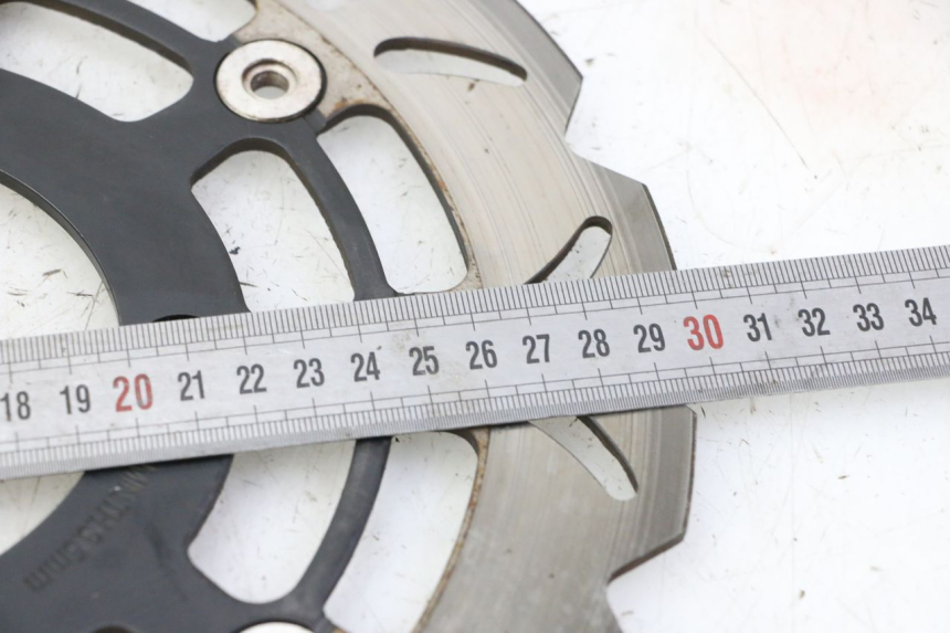 photo de FRONT BRAKE DISC MAG POWER R-STREET 50 (2016 - 2025) - Zoom on usage condition