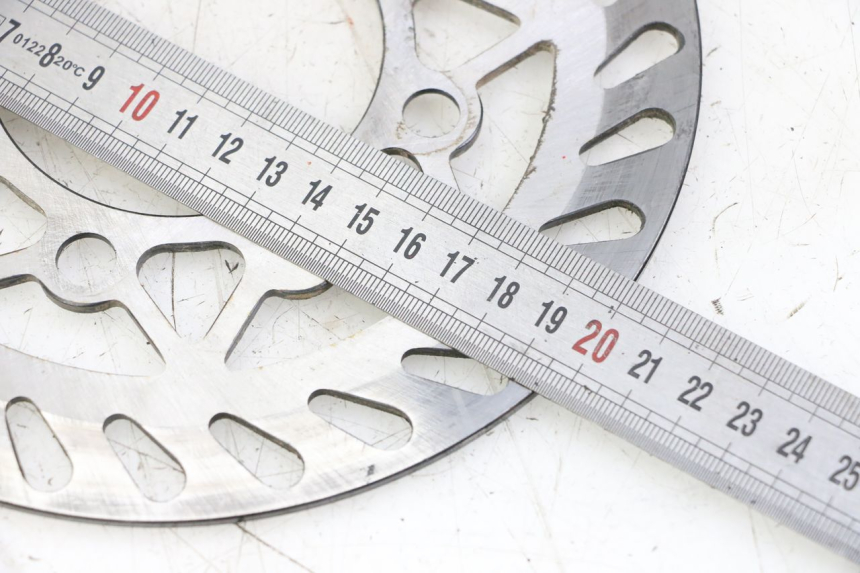 photo de FRONT BRAKE DISC APOLLO RFZ 125 - Zoom on usage condition