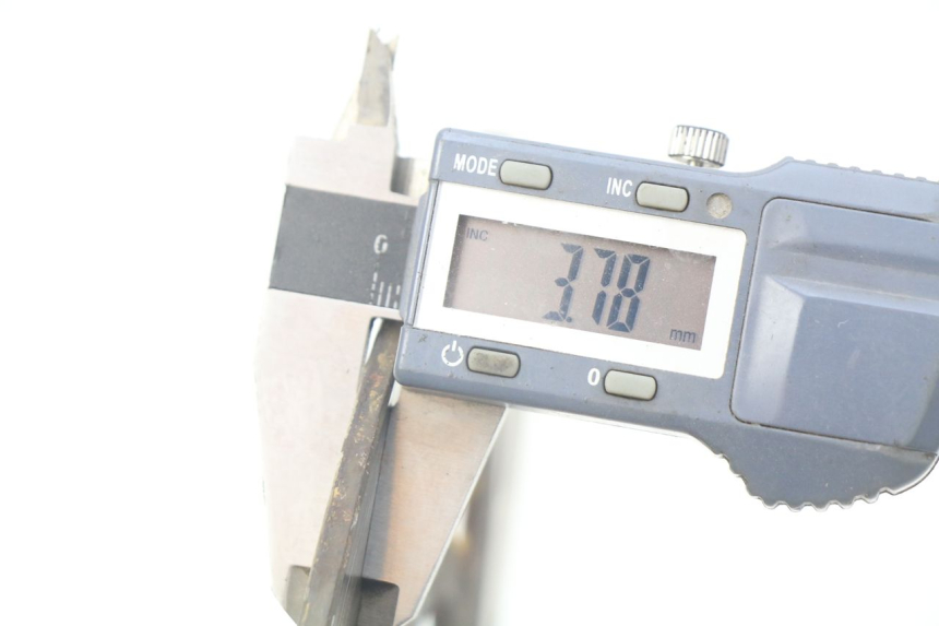 photo de FRONT BRAKE DISC PIAGGIO TYPHOON 50 (1993 - 1999) - Zoom on usage condition