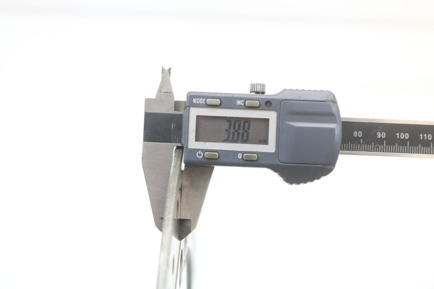 photo de FRONT BRAKE DISC DAELIM VL DAYSTAR 125 (2000 - 2011) - Technical close-up