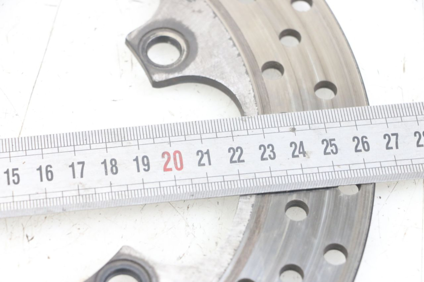 photo de FRONT BRAKE DISC YAMAHA XMAX X-MAX ABS 125 (2017 - 2020) - Zoom on usage condition