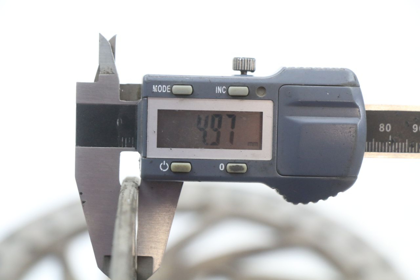 photo de FRONT BRAKE DISC PIAGGIO X10 125 (2012 - 2017) - Fixing points details