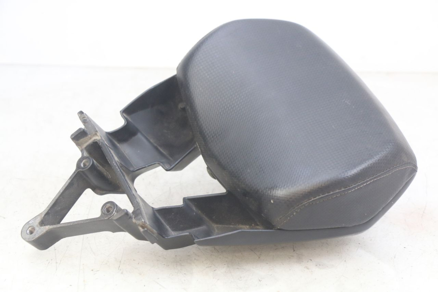 photo de BACKREST NECO ALEXONE 125 (2017 - 2024) - Fixing points details