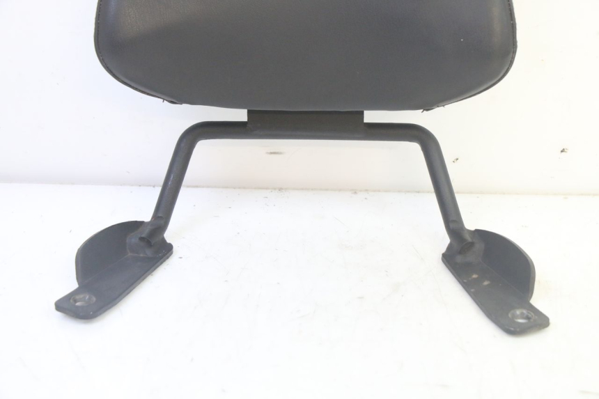 photo de BACKREST SUZUKI BURGMAN 125 (2007 - 2014) - Zoom on usage condition