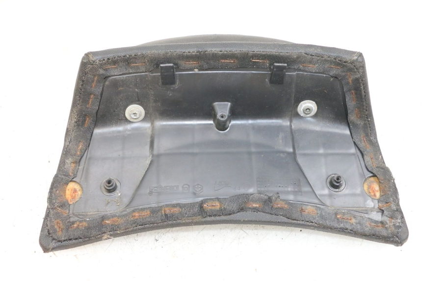 photo de BACKREST PIAGGIO MP3 125 (2006 - 2014) - Component detail