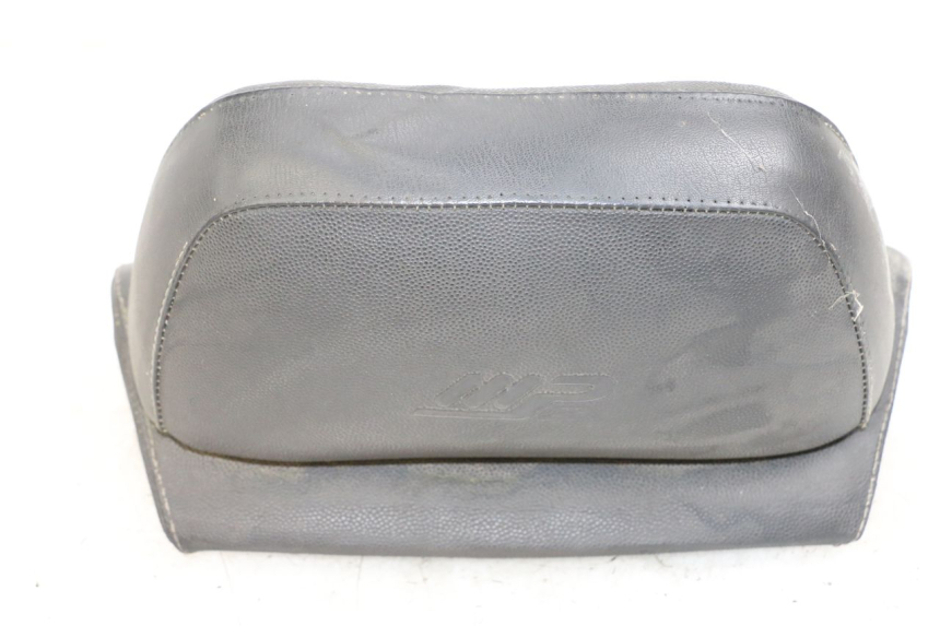 photo de BACKREST PIAGGIO MP3 125 (2006 - 2014) - Alternative perspective