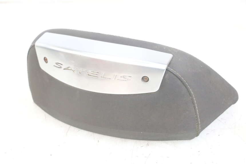 photo de BACKREST PEUGEOT SATELIS 125 (2013 - 2018) - Checked used part