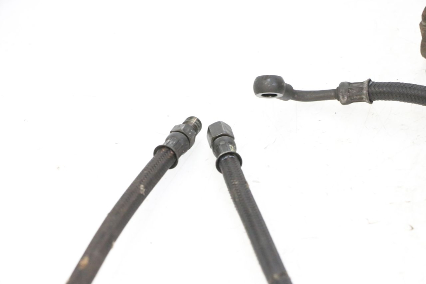 photo de OIL HOSE DAELIM HISTORY 125 (2001 - 2002) - Surface and material condition