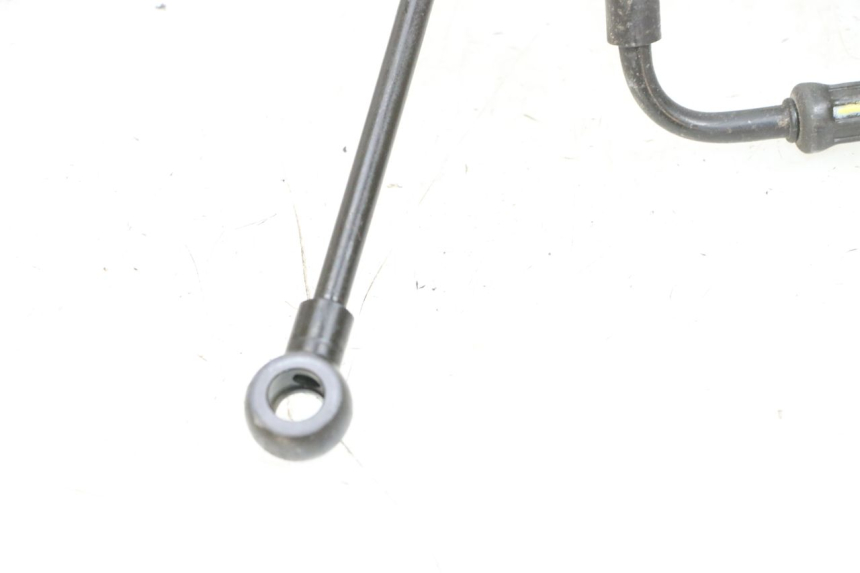 photo de OIL HOSE DAELIM S1 125 (2007 - 2016) - Technical close-up