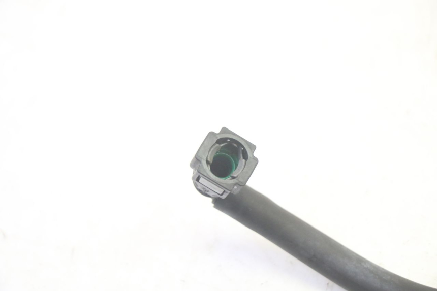 photo de INJECTOR HOSE YAMAHA FJR ABS 1300 (2006 - 2012) - Alternative perspective