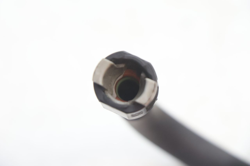 photo de INJECTOR HOSE SUZUKI GSR 600 (2005 - 2012) - Alternative perspective