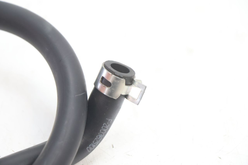 photo de INJECTOR HOSE PEUGEOT KISBEE 2T 50 (2018 - 2022) - Surface and material condition