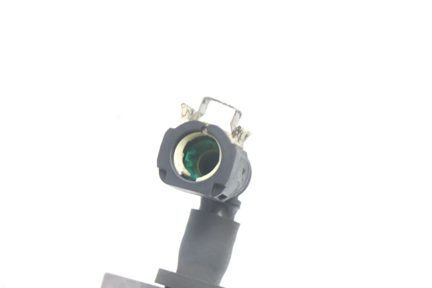 photo de INJECTOR HOSE PIAGGIO LIBERTY IGET 4T 50 (2021 - 2025) - Alternative perspective