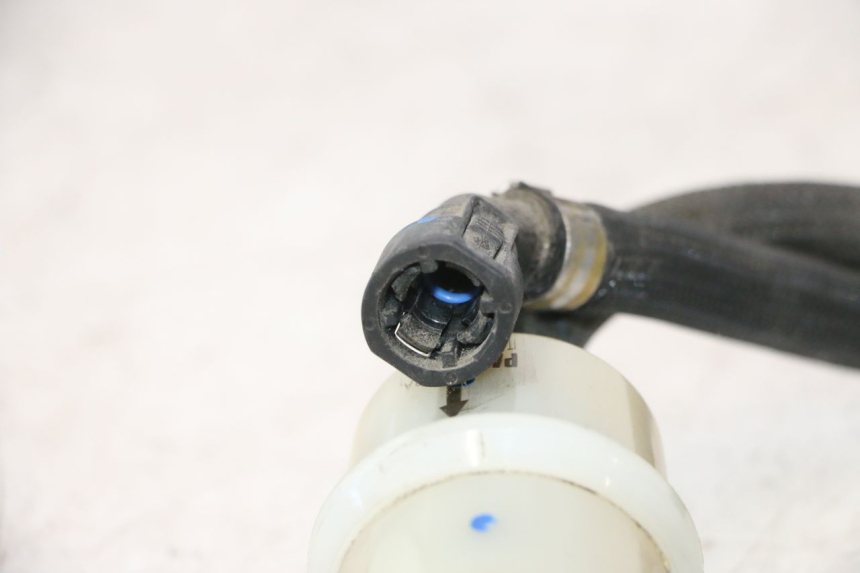 photo de INJECTOR HOSE PEUGEOT SATELIS 125 (2013 - 2018) - Zoom on usage condition