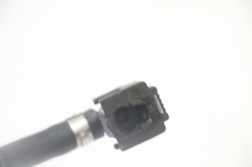 photo de INJECTOR HOSE YAMAHA YZ-F YZF 250 (2014 - 2018) - Technical close-up