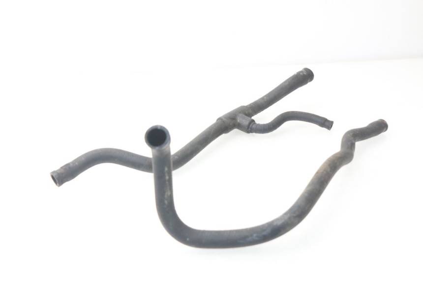 photo de RADIATOR HOSE APRILIA ATLANTIC 125 (2003 - 2009) - Zoom on usage condition