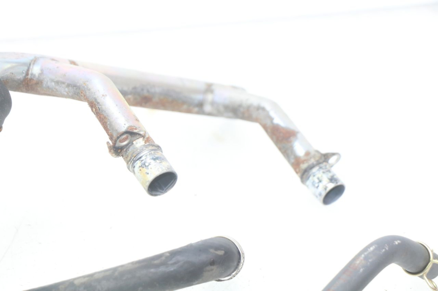 photo de RADIATOR HOSE YAMAHA FJR ABS 1300 (2016 - 2020) - Alternative perspective
