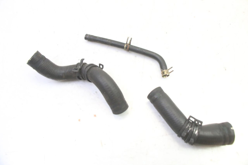 photo de RADIATOR HOSE BMW G310 R 310 (2016 - 2020) - Zoom on usage condition