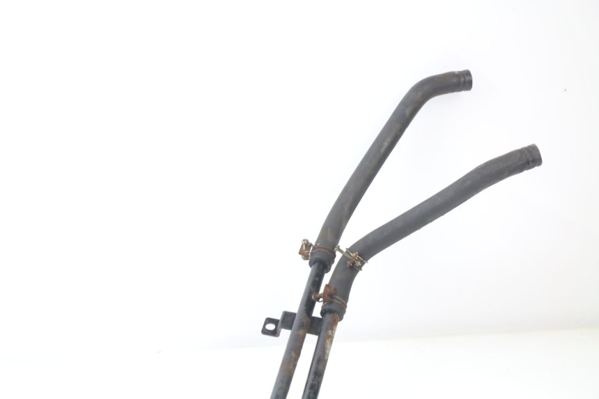 photo de RADIATOR HOSE KYMCO GRAND DINK 250 (2002 - 2007) - Surface and material condition