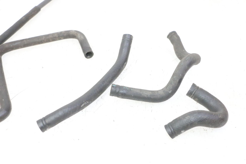 photo de RADIATOR HOSE KYMCO GRAND DINK 125 (2008 - 2014) - Zoom on usage condition