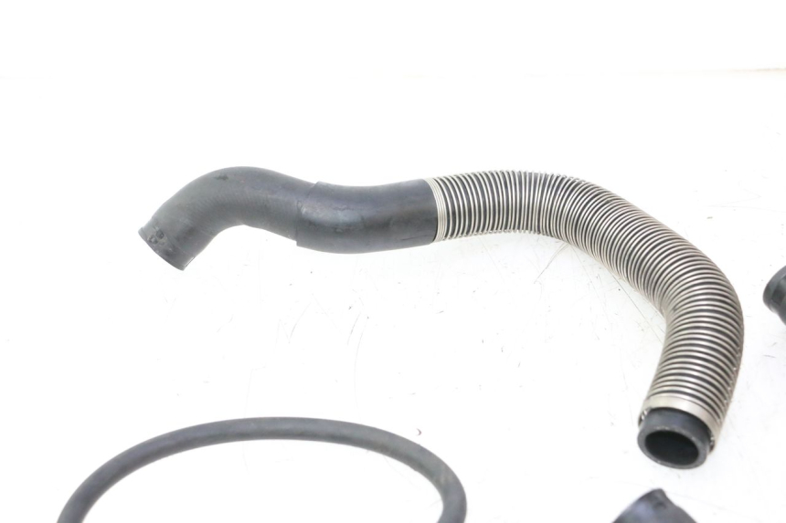 photo de RADIATOR HOSE SUZUKI GSR 600 (2005 - 2012) - Product overview
