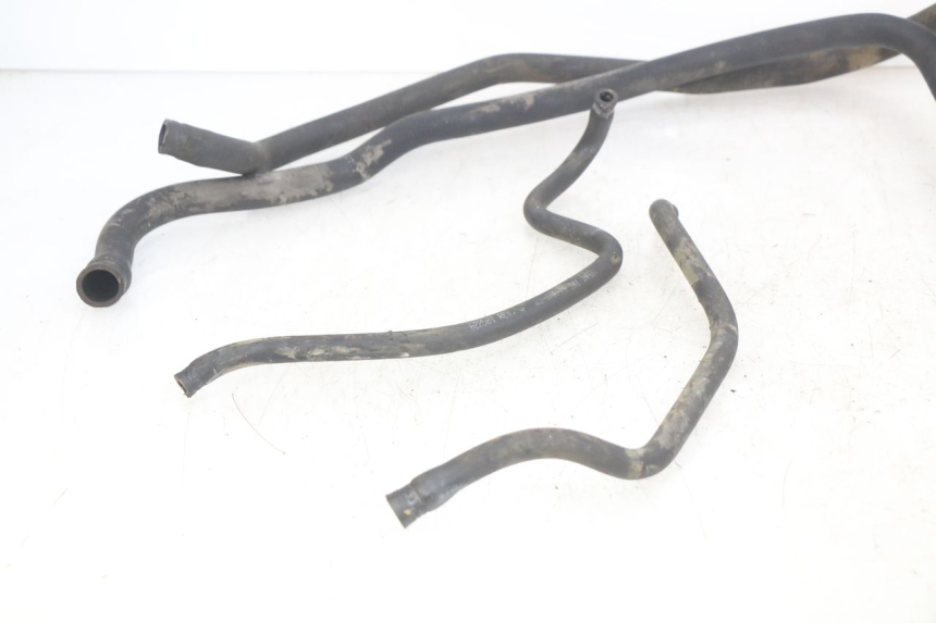 photo de RADIATOR HOSE PIAGGIO MP3 LT 400 (2007 - 2012) - Zoom on usage condition