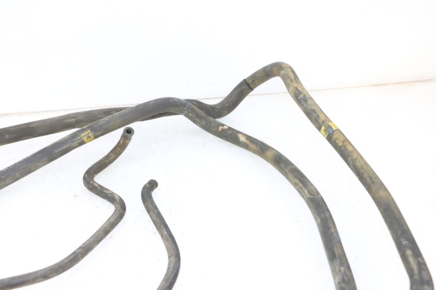 photo de RADIATOR HOSE PIAGGIO MP3 RL 250 (2006 - 2010) - Zoom on usage condition