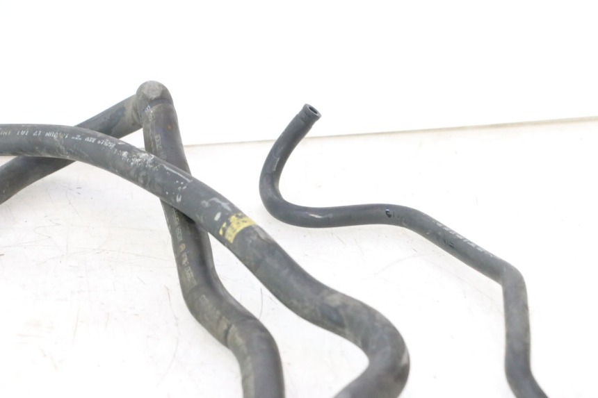 photo de RADIATOR HOSE PIAGGIO MP3 500 (2016 - 2018) - Fixing points details