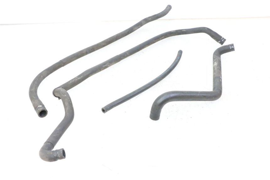 photo de RADIATOR HOSE PEUGEOT SATELIS 125 (2013 - 2018) - Alternative perspective