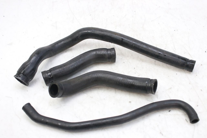 photo de RADIATOR HOSE TRIUMPH SPRINT ST 955 (1999 - 2001) - Main view